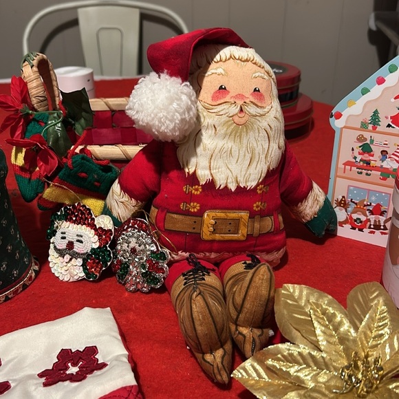 Vintage Christmas decor 13 pc bundle of vintage Christmas decor - Picture 5 of 17